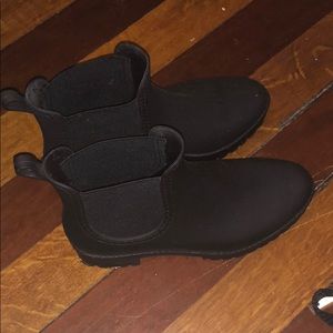 Rain boots